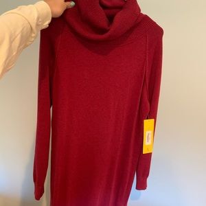 Red long sweater dress (Lole)